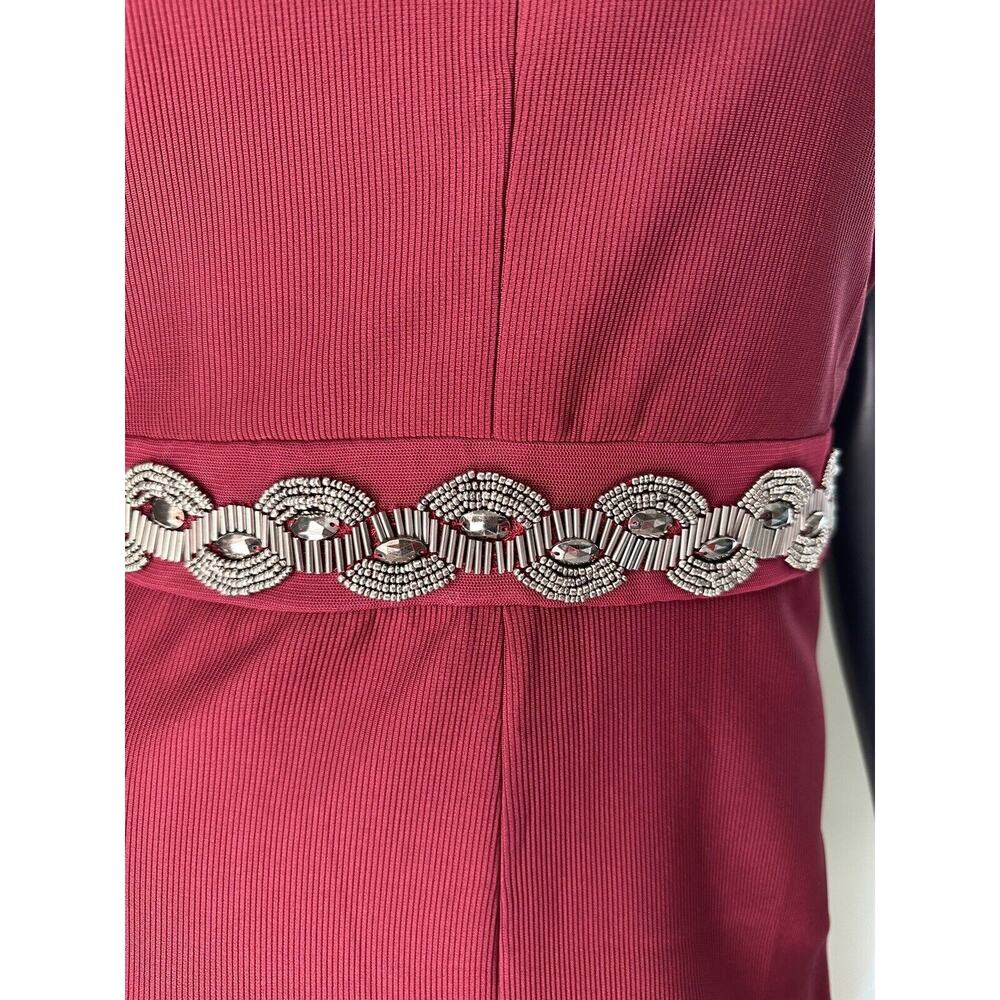 Romeo & Juliet Couture Dress In Wine Burgundy With Sequin Accent And Keyhole - Picture 4 of 11